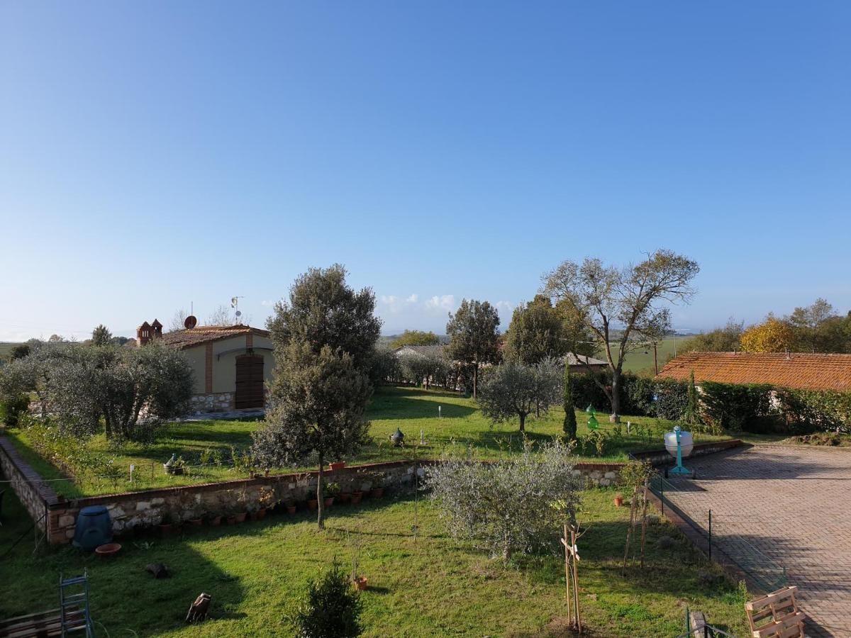 Podere Il Poggio Asciano Luaran gambar